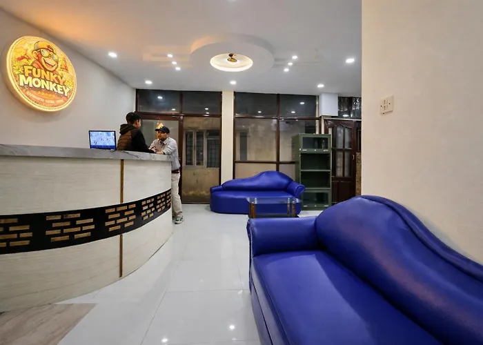 Funky Monkey & Thamel Hostel